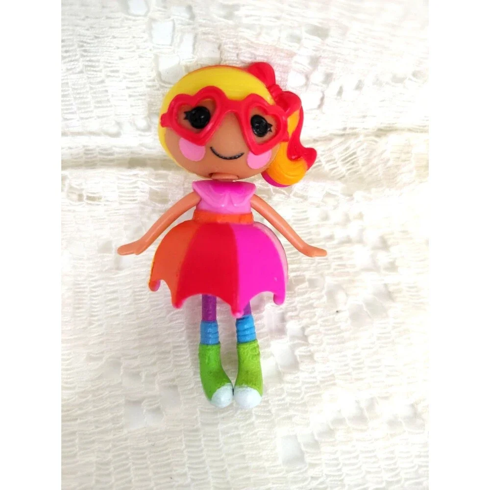 Lalaloopsy Mini 3 Inch Doll Rainbow Dress Red Heart Glasses Umbrella Skirt